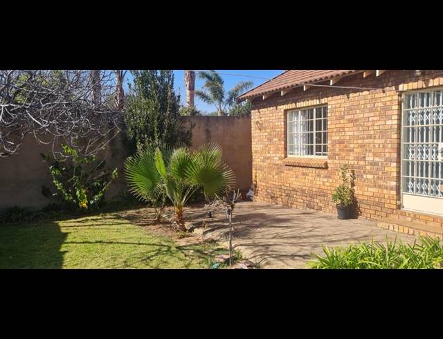 2 BEDROOM PROPERTY TO RENT IN HAZELWOOD